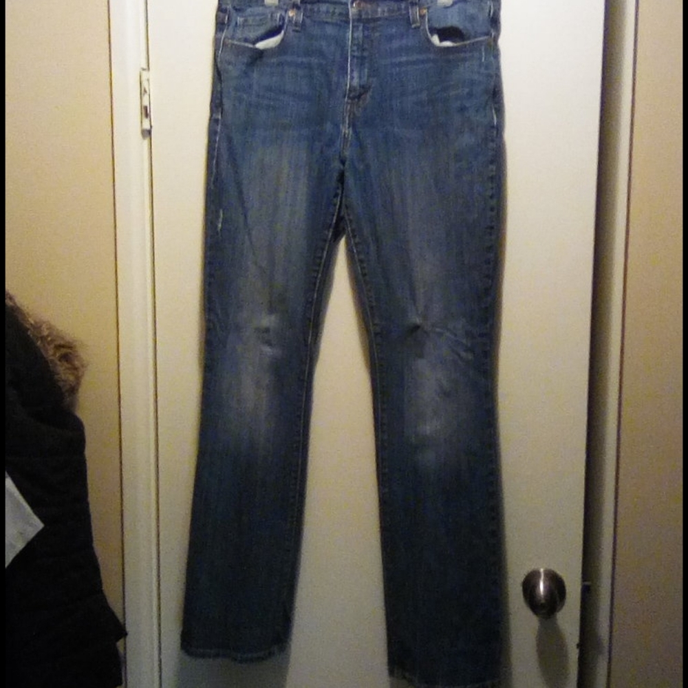 Levi jeans